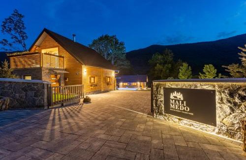 Gospic Ski Chalet | Holiday Home Mali Medo