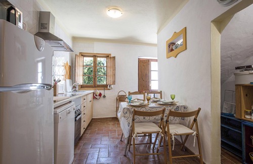 Tavira House | Holiday Home 'Milita' with Private Terrace, Balcony and Wi-Fi