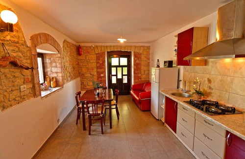 Peresiji House | Holiday home mit Pool und Klimaanlage