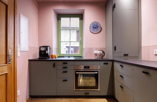 Meddersheim House | Holiday Home "Monteverde" with Private Terrace, Garden & Wi-Fi