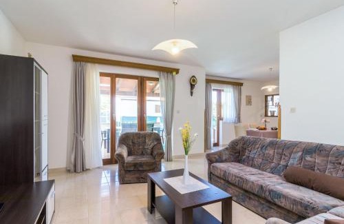 Skropeti House | Holiday Home Poje by Interhome
