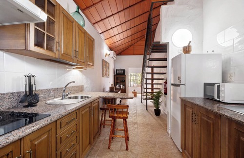 Puntagorda House | Holiday Home "Rodri" with Sea Views, 2 Private Terraces, Hot Tub and Wi-Fi