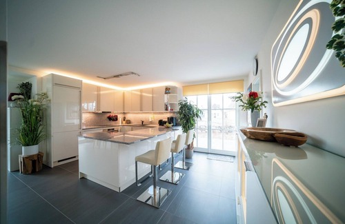 Parow House | Holiday Home 'Rügenblick 24' with Sea View, Private Terrace and Wi-Fi