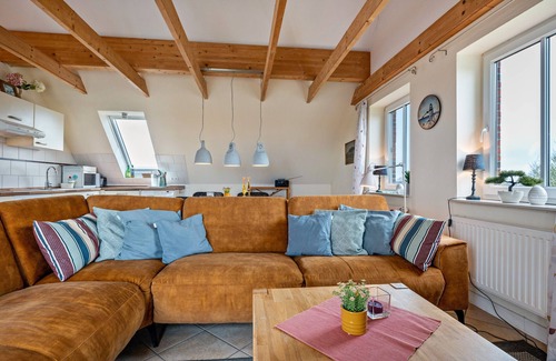 Nordstrand House | Holiday Home 'Schobüll' with Sea View, Private Terrace and Wi-Fi