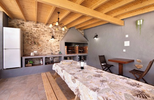 Fonte do Bispo House | Holiday Home 'Silêncio' with Mountain View, Wi-Fi and Air Conditioning
