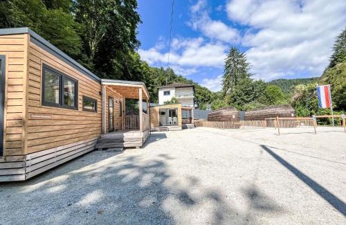 Boppard House | Holiday Home Tiny Haus Vierseenblick Nummer 1 by Interhome