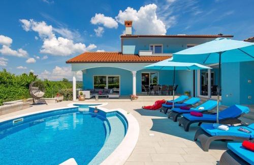Rogocana House | Holiday Home Villa Gabriel by Interhome