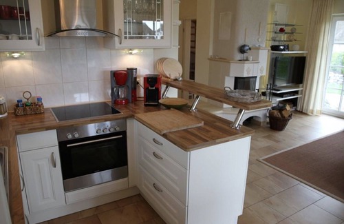 Zinnowitz House | Holiday Home 'Villa Sorgenfrei' with Lake View, Private Terrace and Wi-Fi