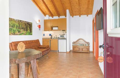 Sao Luis Apartment | Holiday Home 'Zé Maria' with Mountain View, Wi-Fi and Air Conditioning