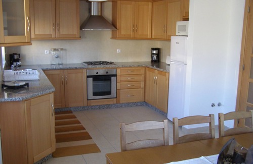 Atouguia da Baleia House | Holiday House near Beach