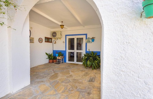 Alcaucin House | Holiday house Alcaucin for 1 - 18 persons with 8 bedrooms - Holiday home