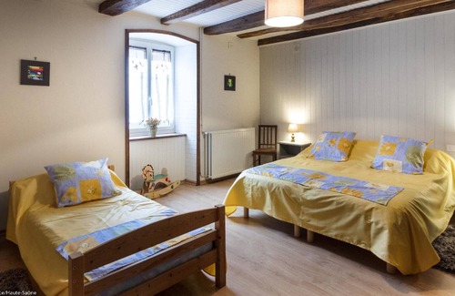 Brotte-les-Ray House | Holiday house Brotte lès Ray for 4 - 7 persons with 3 bedrooms - Holiday house