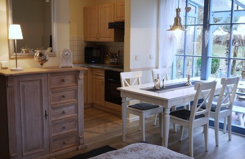 Kamminke House | Holiday House 'Hendrijke' on the lagoon in the idyllic Kamminke, Wi-Fi, sauna, fireplace