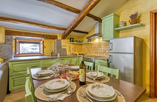 Grabri House | Holiday House Kapitani Hum