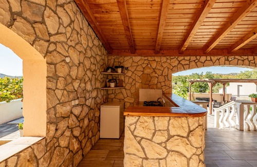 Banjevci Ski Chalet | Holiday House Laetitia with pool