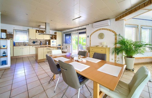 Linardici House | Holiday house NIKA with pool and jacuzzi