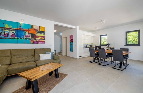 Kras House | Holiday house SARA with private pool