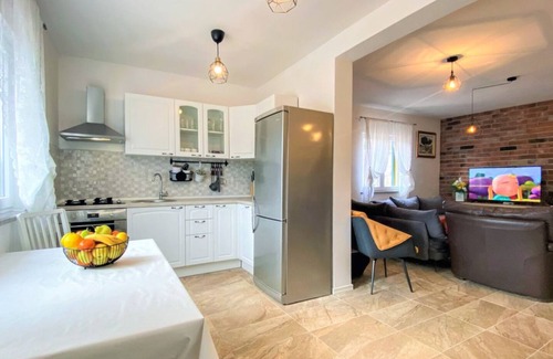 Cove Tri Zala (Zrnovo) House | Holiday house Villa Marta - with pool: - Kozica, Riviera Makarska, Croatia