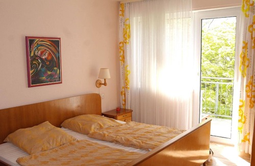 Bierstadt House | Holiday house Wiesbaden for 1 - 4 persons with 3 bedrooms - Row house