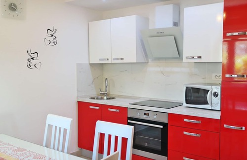 Silo Apartment | Holiday house with pool