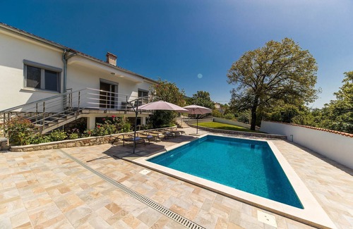Vinodolska opcina House | Holiday house with private pool, sun terrace and gazebo with BBQ