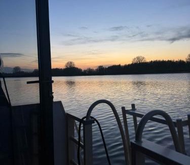 Lith Boat Rental | Holiday Houseboats