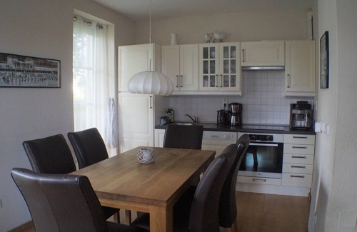 Hohen Niendorf House | Holiday in the castle park Hohen Niendorf with terrace & view to the Baltic Sea