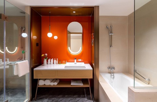 Chongqing Hotel | Holiday Inn Chongqing Guanyinqiao by IHG