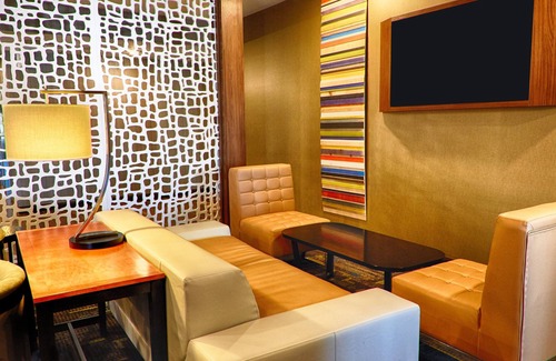 Bordentown Hotel | Holiday Inn Express Bordentown - Trenton South by IHG