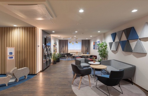 Egestorf Hotel | Holiday Inn Express Hamburg South A7 AS42 by IHG