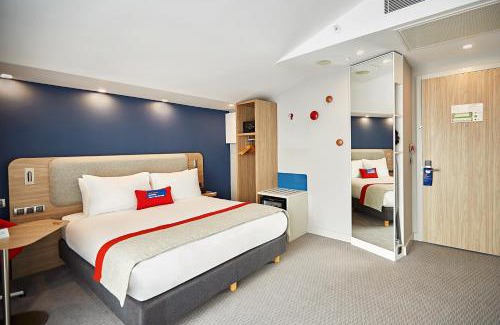 Sirinevler Mahallesi Hotel | Holiday Inn Express - Istanbul - Atakoy Metro by IHG