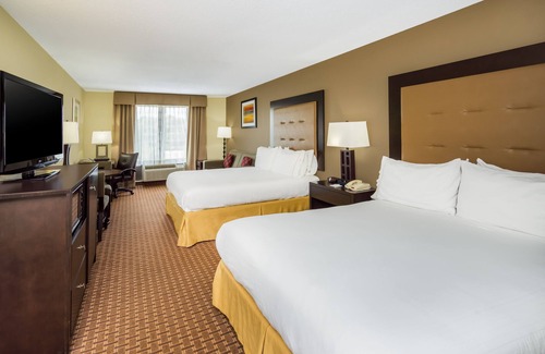 North East Hotel | Holiday Inn Express North East by IHG