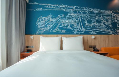 Noen Phra Hotel | Holiday Inn Express Rayong