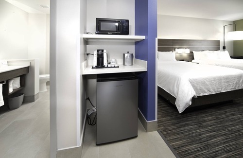 Biggar Hotel | Holiday Inn Express & Suites Fort Myers Airport by IHG