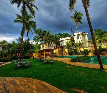 Sinquerim Hotel | Holiday Inn Goa Candolim