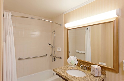 Harbor Hotel | Holiday Inn Long Beach Airport Hotel and Conference Center by IHG