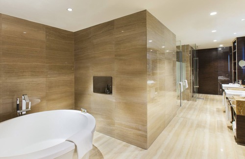 Panjin Hotel | Holiday Inn Panjin Aqua City by IHG