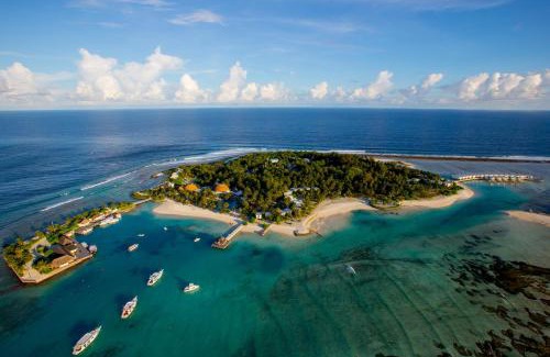 Kandooma Resort | Holiday Inn Resort Kandooma Maldives - Kids Stay & Eat Free and DIVE FREE for Certified Divers for a minimum 3 nights stay