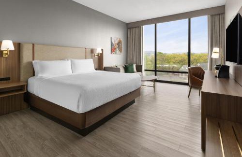 Cave Spring Hotel | Holiday Inn Roanoke - Tanglewood Route 419 & I 581 by IHG