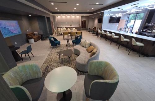 Fairview Heights Hotel | Holiday Inn Saint Louis-Fairview Heights by IHG