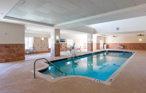 Lake City Hotel | Holiday Inn & Suites Lake City by IHG