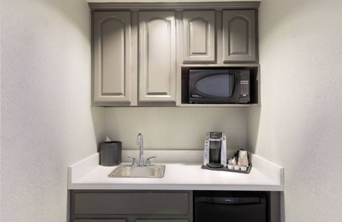 Kissimmee Hotel | Holiday Inn & Suites Orlando SW - Celebration Area by IHG