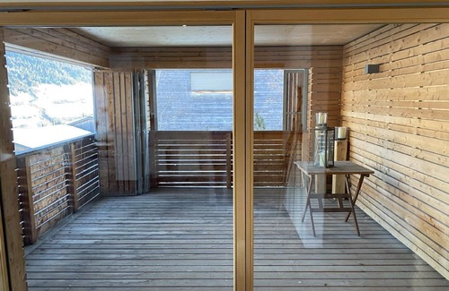 Cumbel Ski Chalet | Holidayhouse Lumnezia Lux