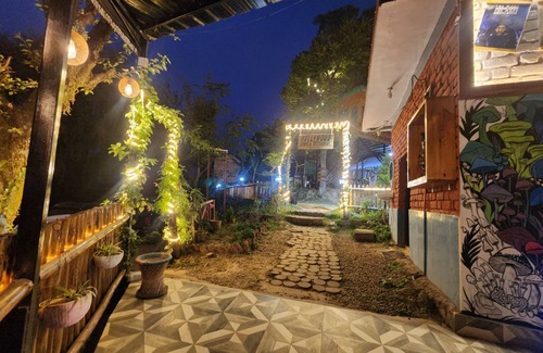 Suja Cottage | Hollywood Camps and Restaurant Bir