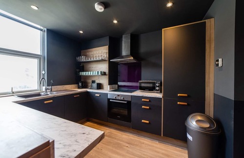 North Shore Apartment | Hollywood Suite Sasco Apartments