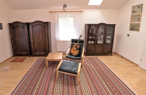 Sankt Veit an der Golsen Apartment | Holzhäuschen mit Pool