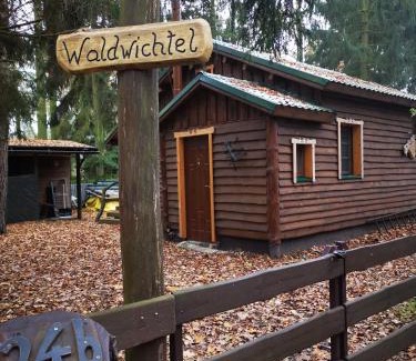 Wuthenow House | Holzhaus Waldwichtel am Wald und See