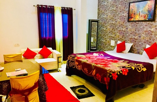 Nawada Hotel | HOME AWAY FROM HOME-Atithi Devo Bhava-THE DREAM TO PROVIDE BEST AT BEST PRICE .