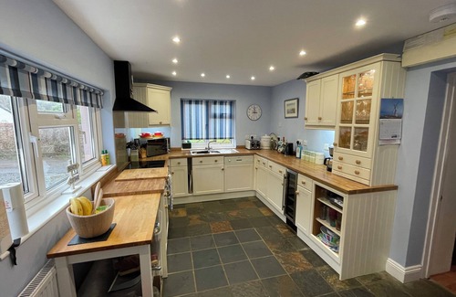 Nolton Cottage | 'Home From Home' 3 Bedroom Cottage in Nolton Haven