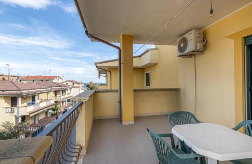 Le Castella Apartment | Home Le Castella